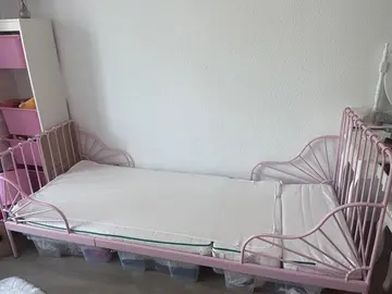 lit enfant IKEA évolutif
