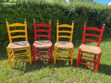 chaises paillées espagnoles