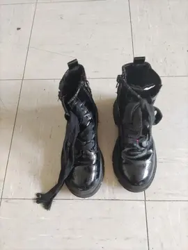 bottines fille pointure 28.
