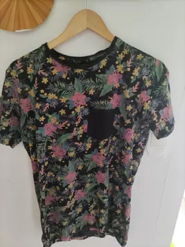 t. shirt homme taille XL