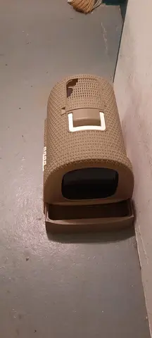 donne caisse litière pour chat