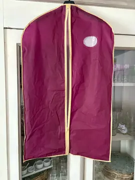 2 Housses Vêtements