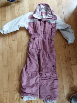 Combinaison taille 8 ans