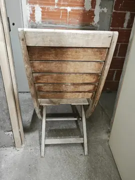 Chaise en bois