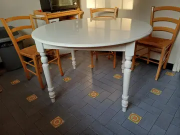 table ronde bois laqué blanc