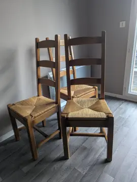 chaises en bois