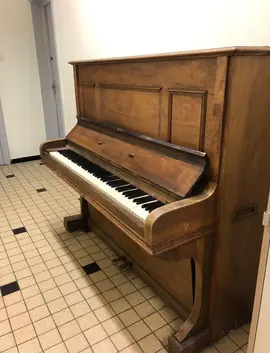 piano decoratif