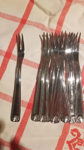 12 couverts crustacés