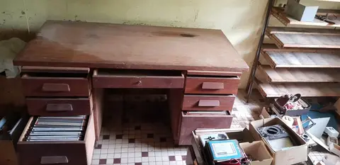 bureau bricolage