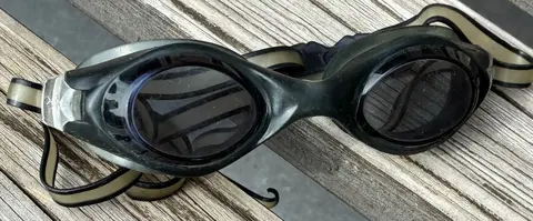 Lunettes de piscine