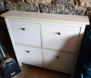 Meuble à chaussures