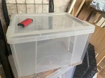 1 boîte de rangement