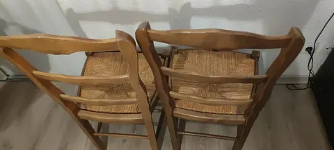 Chaises en bois