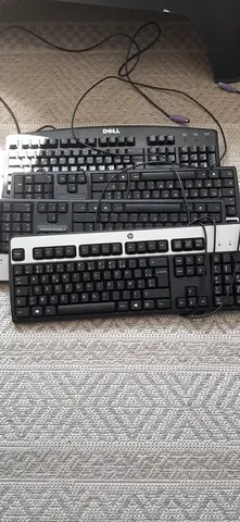4 claviers