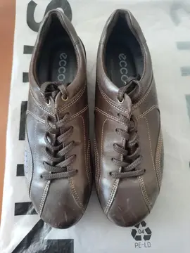 Chaussures fermés en cuir T36