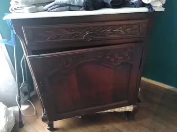 meuble ancien en bois