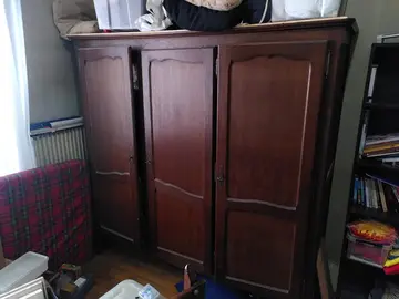 grande armoire en bois