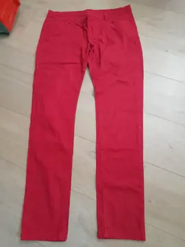 pantalon rouge T 42