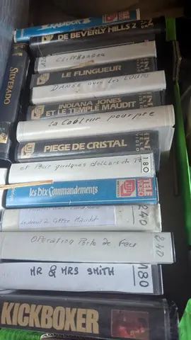cassettes vidéo enregistrées