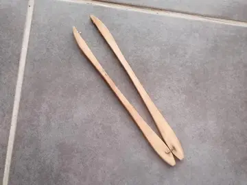 Pince en bois