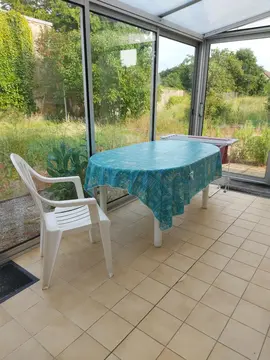 Table de jardin + 2 fauteuils
