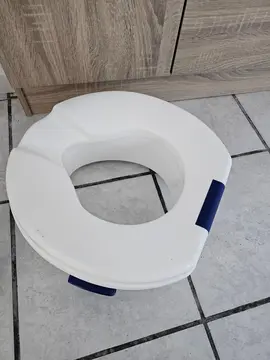 Réhausseur toilettes