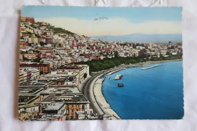 Ancienne carte postale de NAPLES Années 60