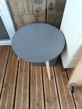 petite table d'appoint