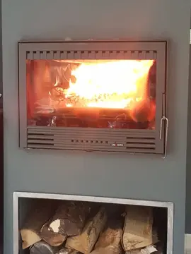 insert bois marque INVICTA et conduit inox