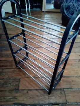 Petite étagère à chaussures