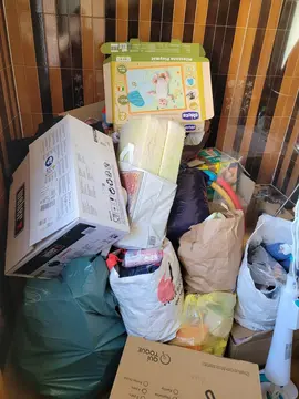 gros lot vêtements et jouets bébé