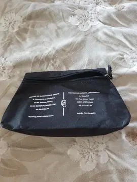 2 pochettes