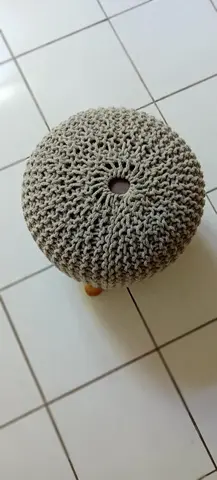 petit pouf tressé