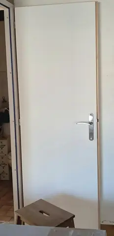 porte d'intérieur en bois