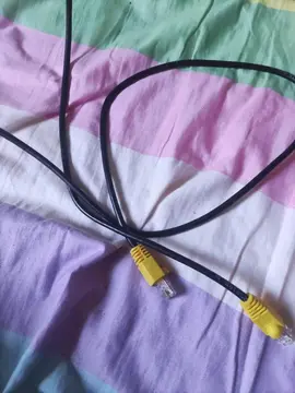 câble ethernet ou informatique '