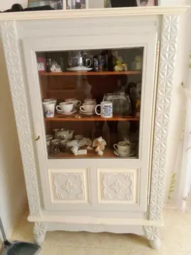 donne buffet et verriere