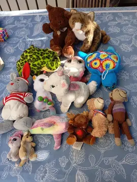 Lot de peluches enfant