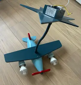 Plafonnier enfant avion