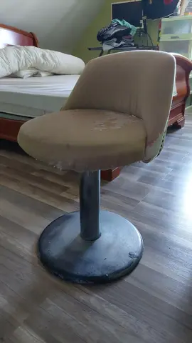 chaise pivotante