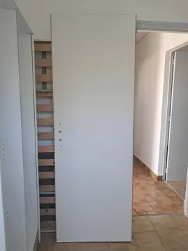porte d'intérieur en bois