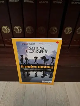 Revues National Geographic et revues diverses
