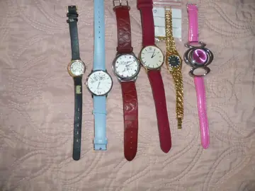 Lot de montres bracelets