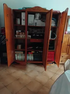 armoire de chambre