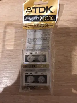 Petites cassettes audio neuves