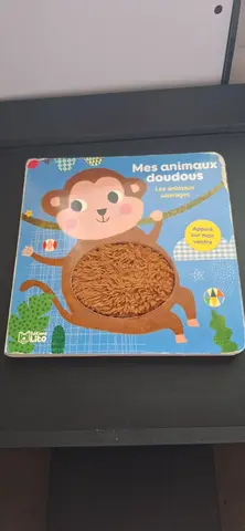 Livre éveil singe