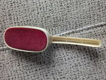 Brosse pour vêtements