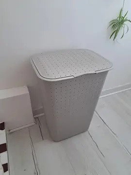 Panier à linge en plastique