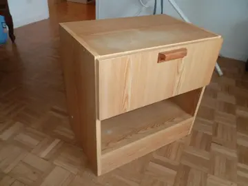 Table de chevet