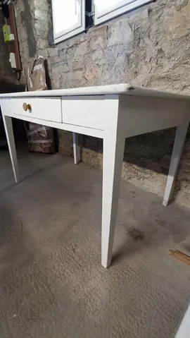 table en pin