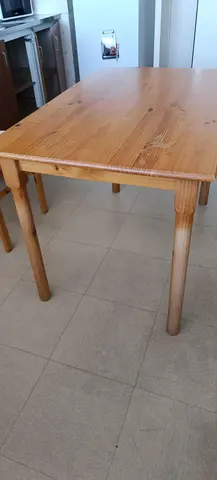 table en pin